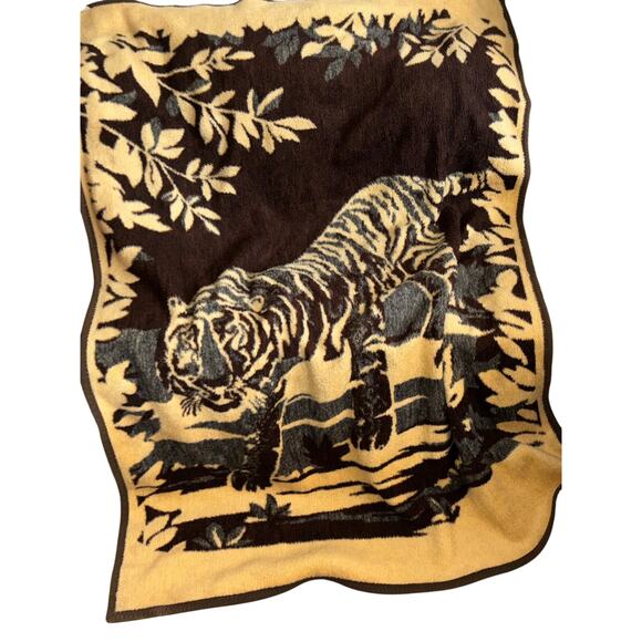 Homemaker Industries, Safari collection reversible tiger